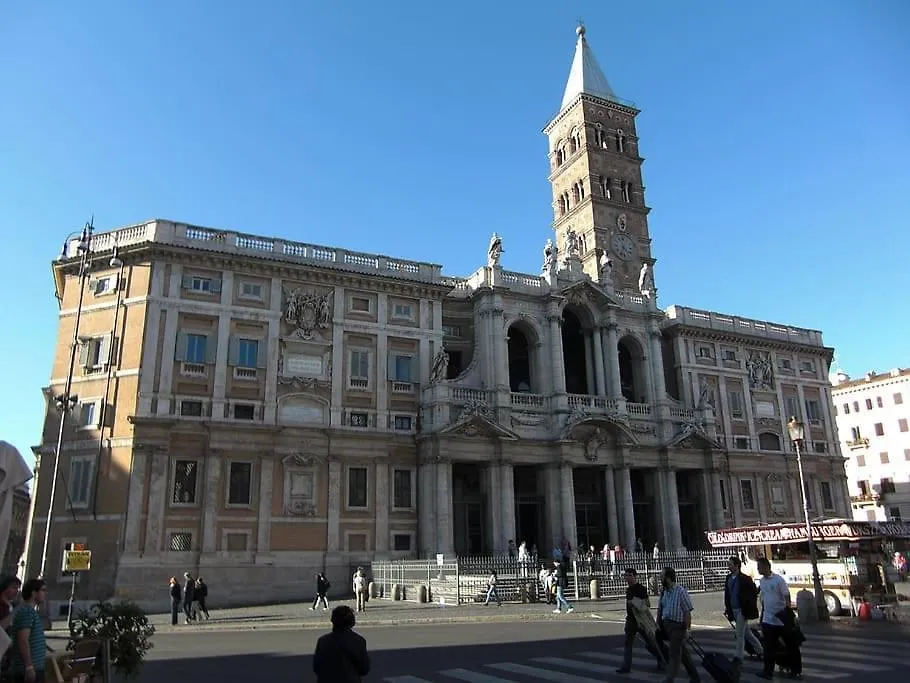 Smart Lodging Downtown Rome Apartment