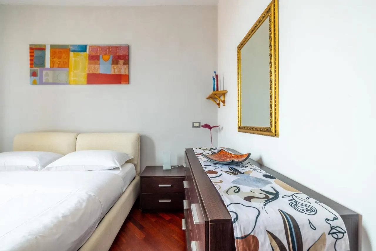 Smart Lodging Downtown Rome Apartment