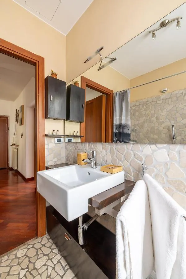 Smart Lodging Downtown Rome 0*,