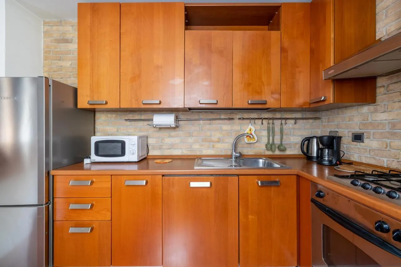 Smart Lodging Downtown Rome 0*,  Italy